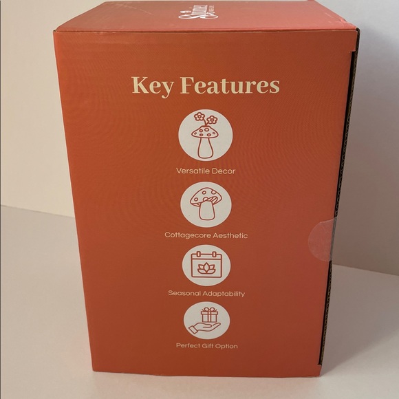 NIB Ceramic Red & White Mushroom Vase - Decorative Home Accent - Picture 4 of 6